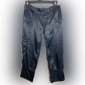 B62 Vintage Satin Cargo Capris Black Size Medium